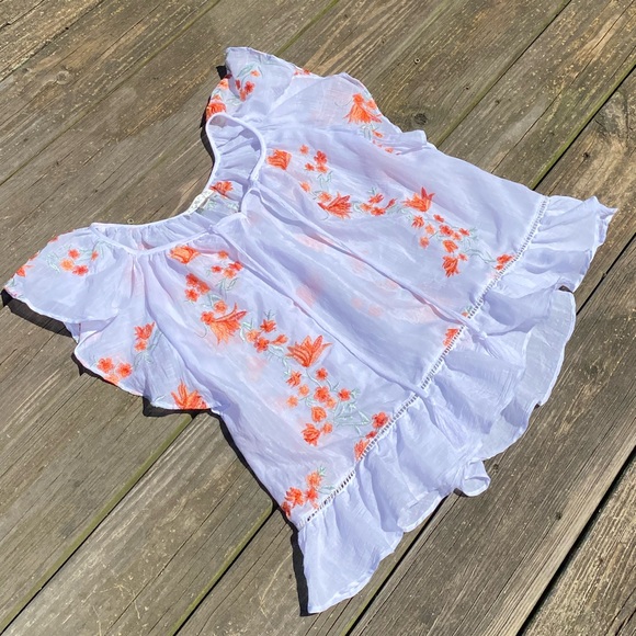 Studio Petite white semi-sheer blouse with orange embroidered flowers Sz P Large - Picture 3 of 8